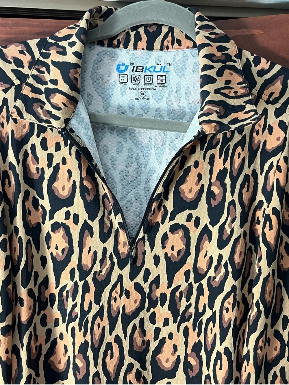 IBKUL Leopard Print Short Sleeve Tunic Dress in Tan and Black